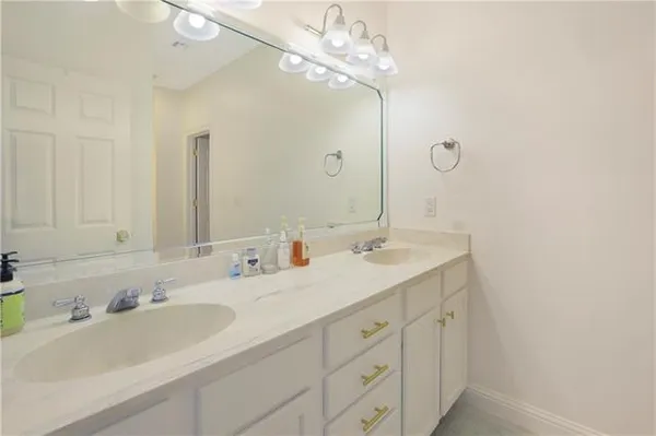 $359,000 | 141 Highway 22, Unit E2, Madisonville, LA 70447