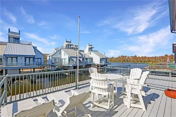 $359,000 | 141 Highway 22, Unit E2, Madisonville, LA 70447