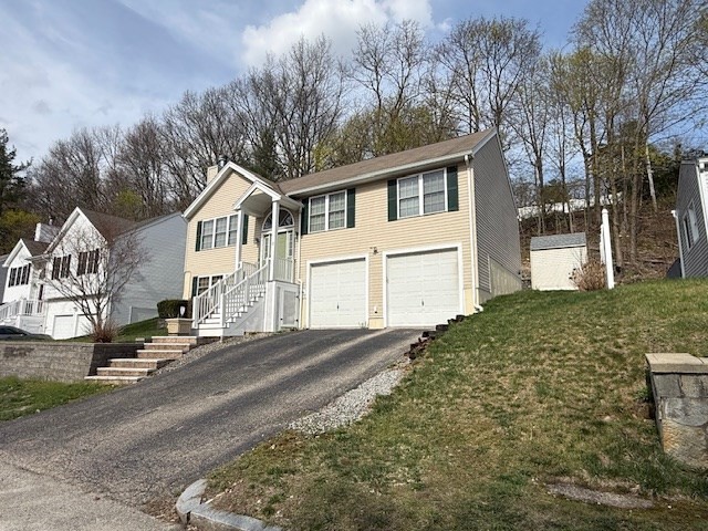 12 Sherwood Road Worcester, MA 01602 - Photo 2 of 16