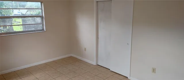 $1,400 | 5632 13th Street, Zephyrhills, FL 33542