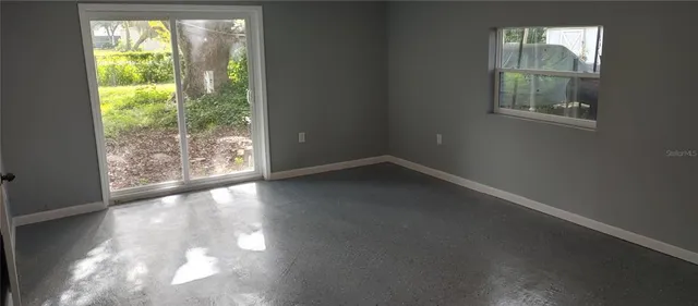 $1,400 | 5632 13th Street, Zephyrhills, FL 33542