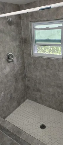 $1,400 | 5632 13th Street, Zephyrhills, FL 33542