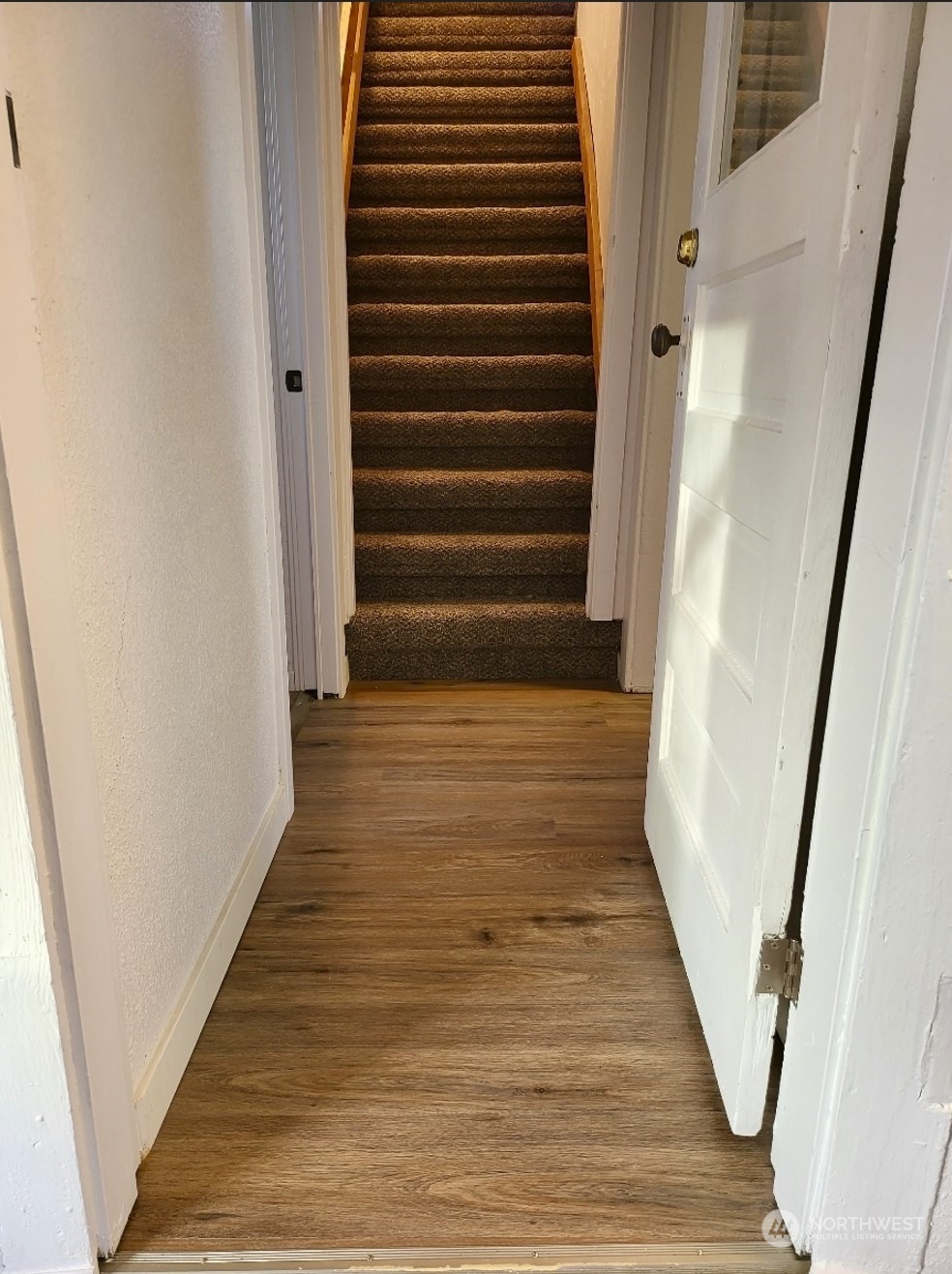 2200 Cooks Hill Road Centralia, WA 98531 - Photo 24 of 31 a view of entryway with wooden floor