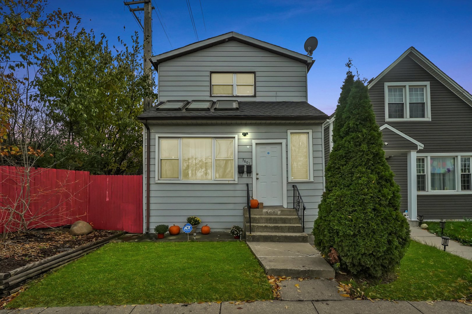 3601 West Marquette Road Chicago, IL 60629 - Photo 2 of 51 Gallery Image 2