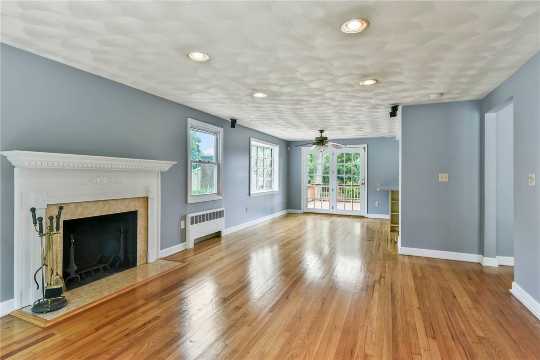 2 Plantation Street Warwick, RI 02886 - Photo 13 of 27