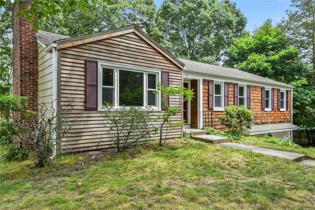 2 Plantation Street Warwick, RI 02886 - Photo 4 of 27