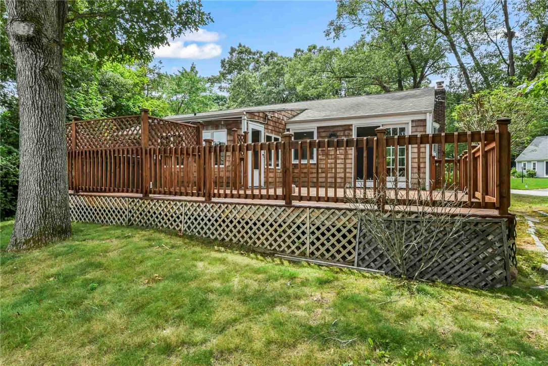2 Plantation Street Warwick, RI 02886 - Photo 6 of 27