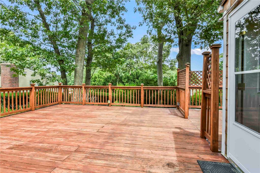 2 Plantation Street Warwick, RI 02886 - Photo 7 of 27