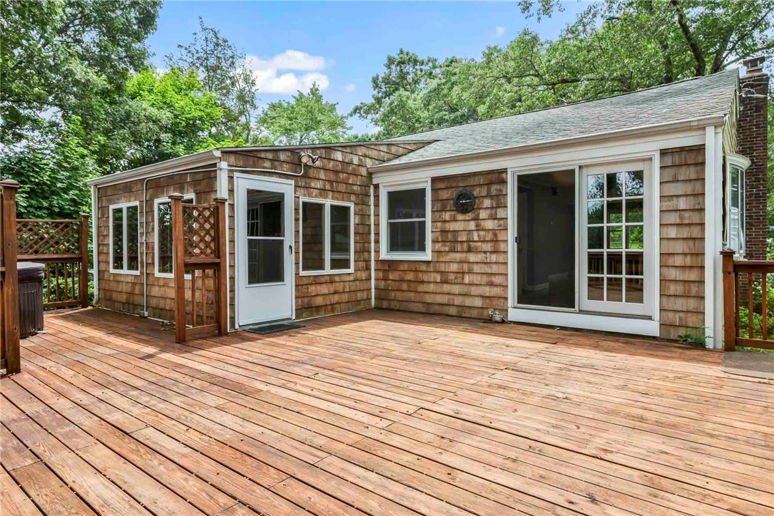 2 Plantation Street Warwick, RI 02886 - Photo 9 of 27