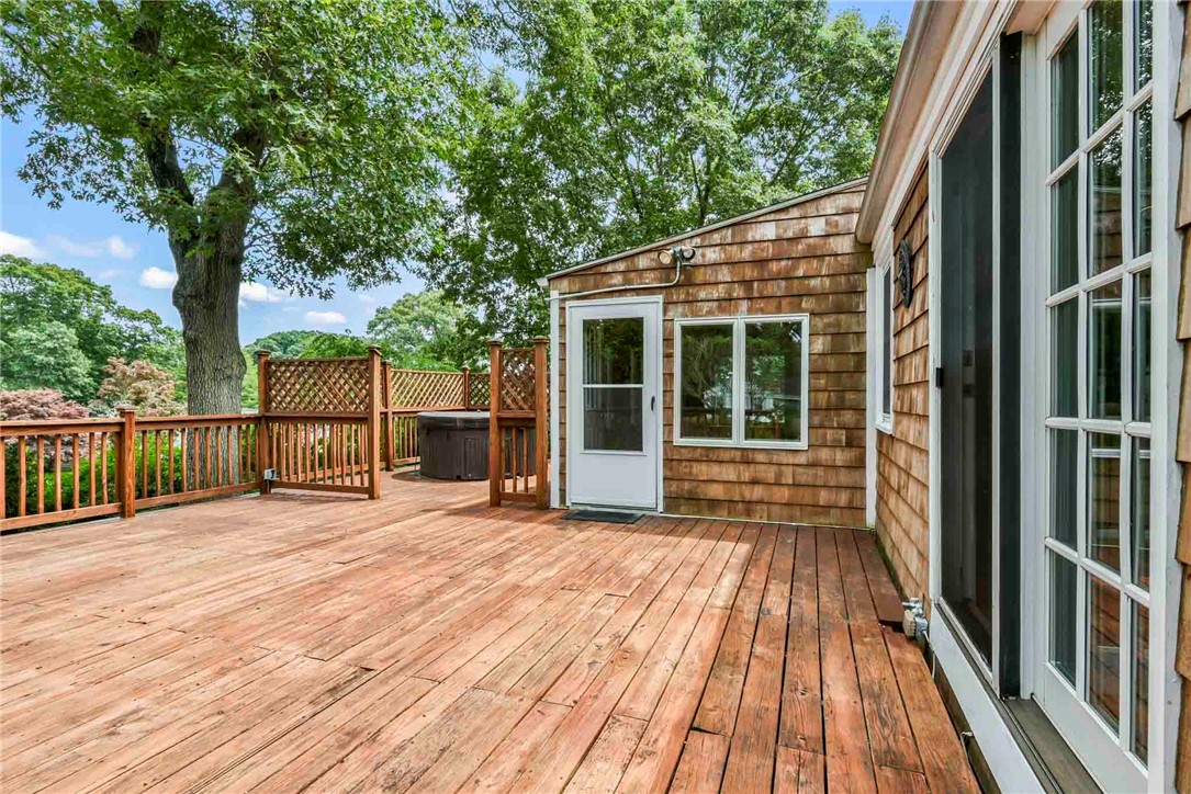2 Plantation Street Warwick, RI 02886 - Photo 10 of 27
