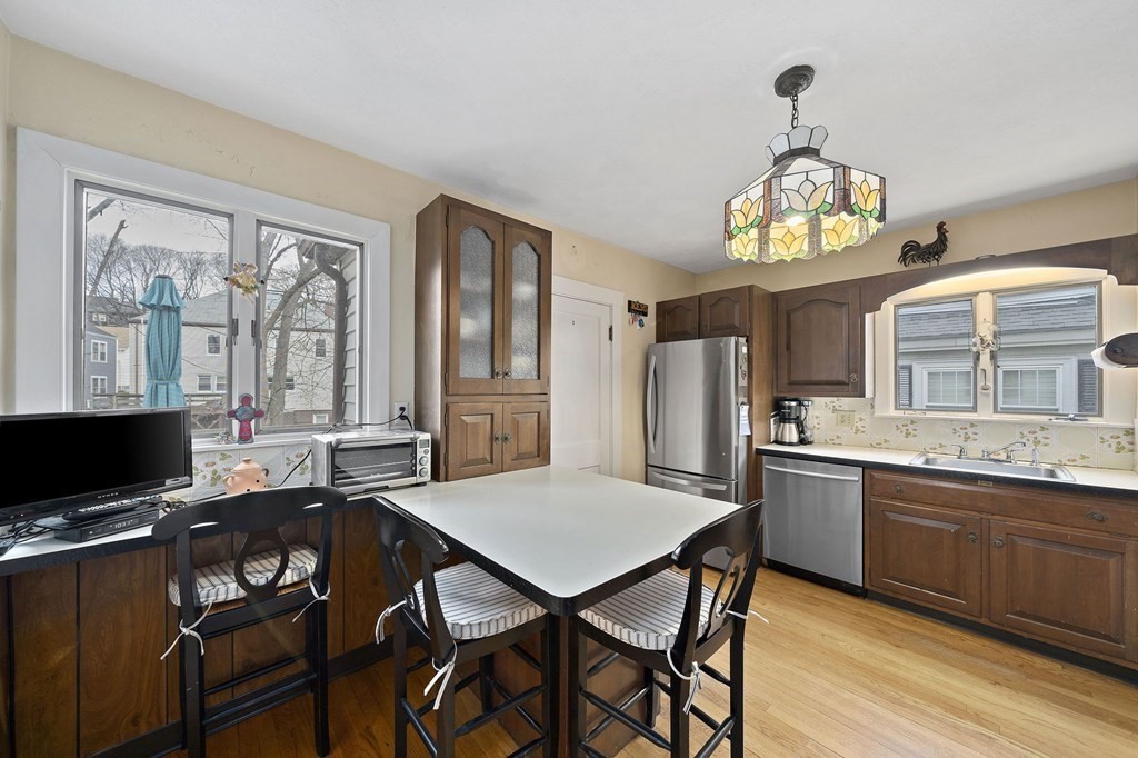 12 Ely Road Boston, MA 02124 - Photo 8 of 38