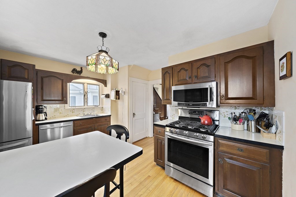 12 Ely Road Boston, MA 02124 - Photo 10 of 38