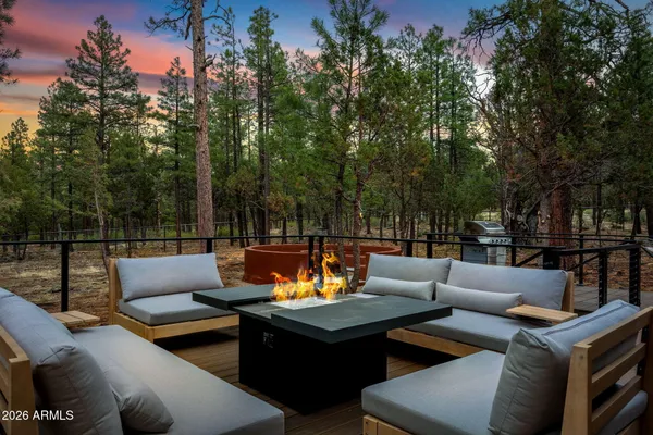 a view of a backyard of the house