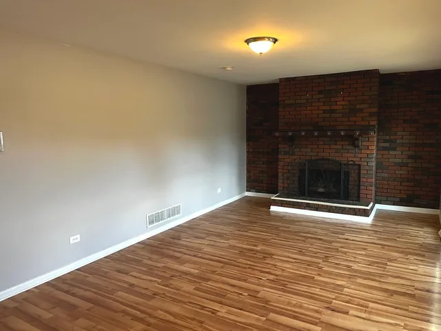 $218,000 | 2724 Lake Park Drive, Lynwood, IL 60411