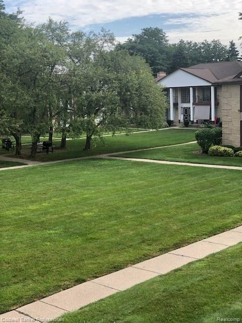 29249 Hayes Road, Unit 76 Warren, MI 48088 - Photo 17 of 18 IMG_4311.jpg