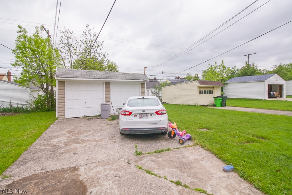 4217 Stilmore Road Cleveland, OH 44121 - Photo 27 of 29