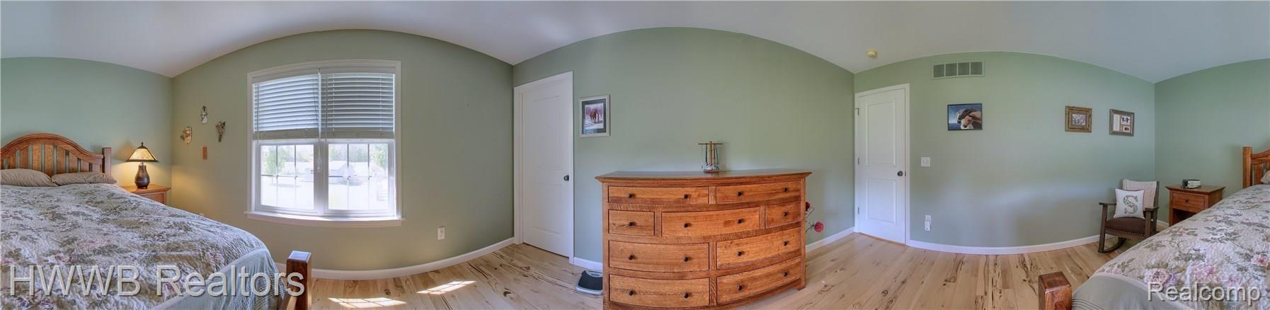 687 Mountview Road Lapeer, MI 48446 - Photo 38 of 38 Master_Bedroom.jpg