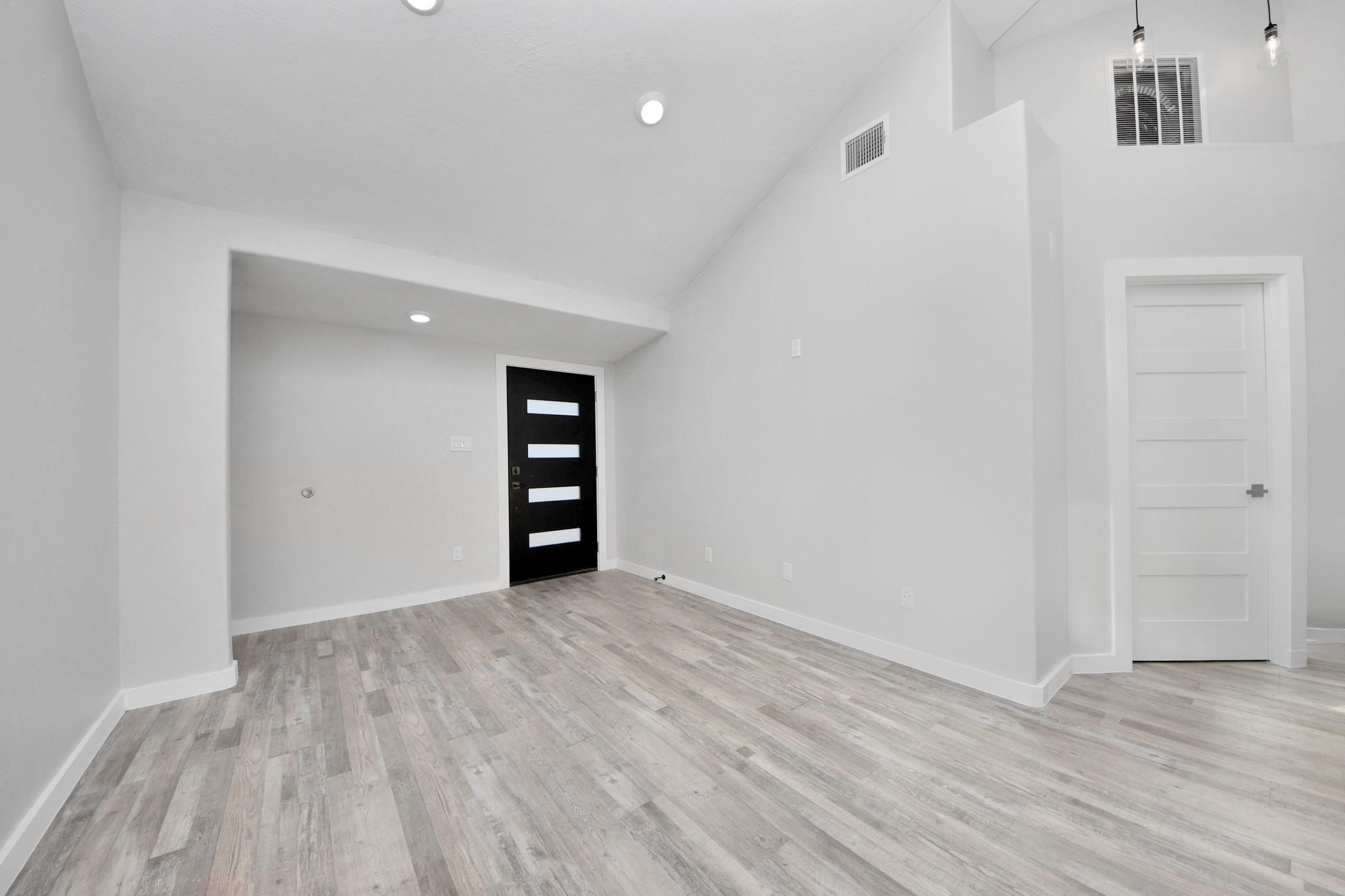6201 Batterson Street Houston, TX 77026 - Photo 11 of 49