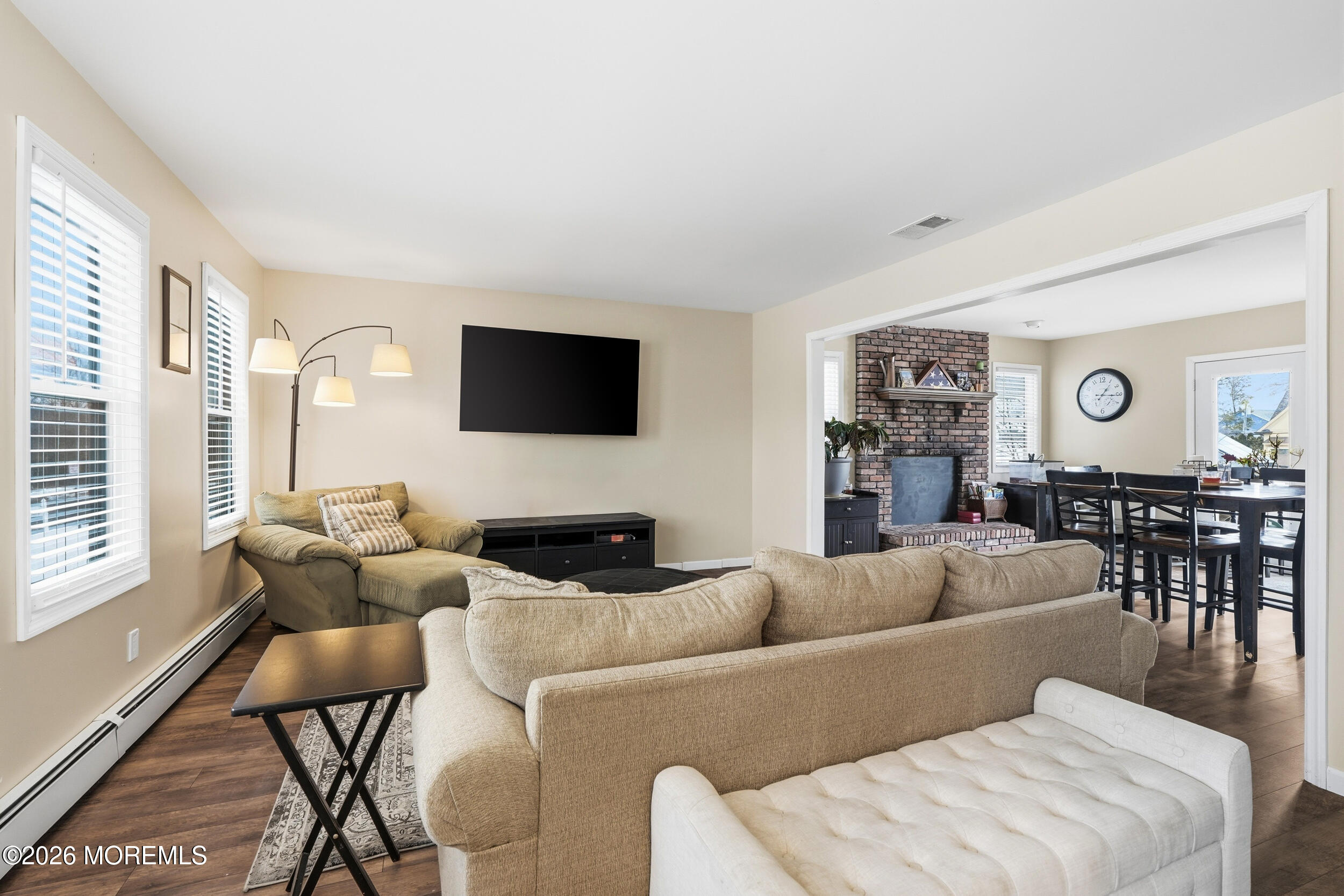 45 Sage Road Toms River, NJ 08753 - Photo 6 of 28 45 Sage Living Rm 2