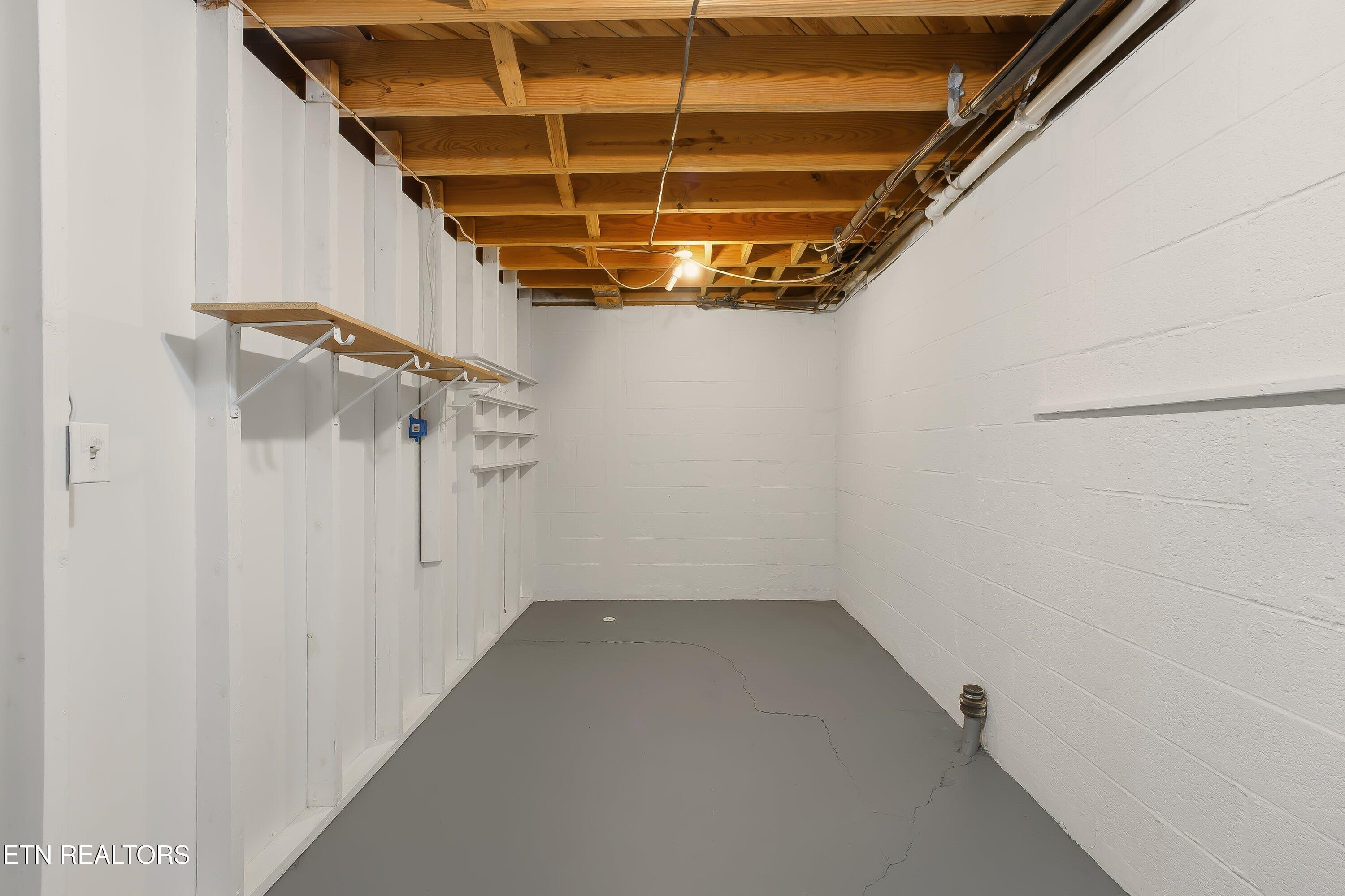 104 Case Lane Oak Ridge, TN 37830 - Photo 32 of 37 Additional Storage