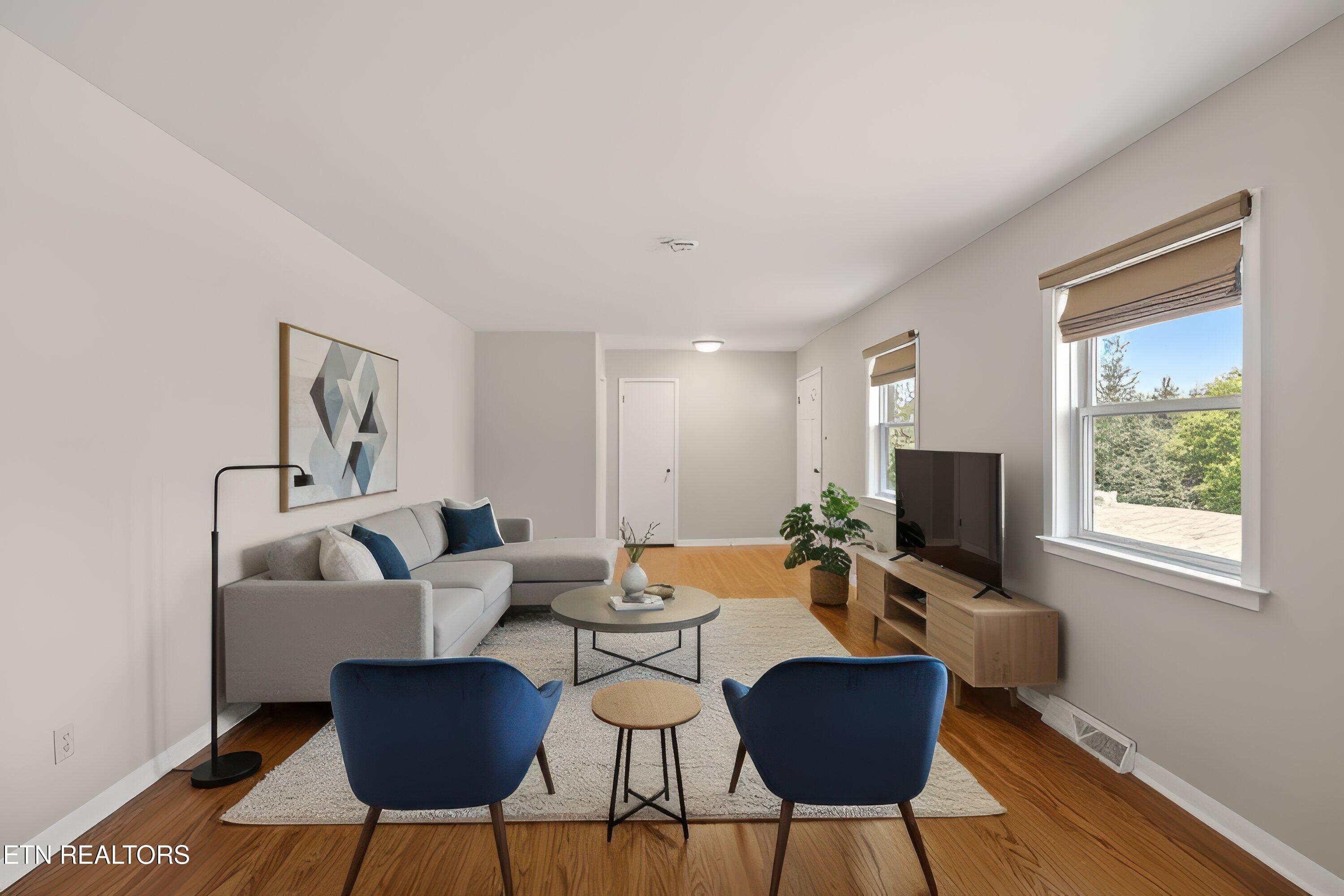 104 Case Lane Oak Ridge, TN 37830 - Photo 5 of 37 Virtual Staging