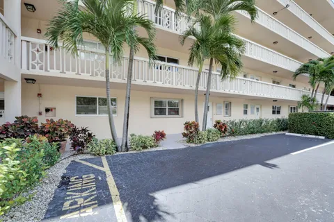 $415,000 | 750 Northeast Spanish River Boulevard, Unit 1020, Boca Raton, FL 33431