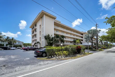 $415,000 | 750 Northeast Spanish River Boulevard, Unit 1020, Boca Raton, FL 33431