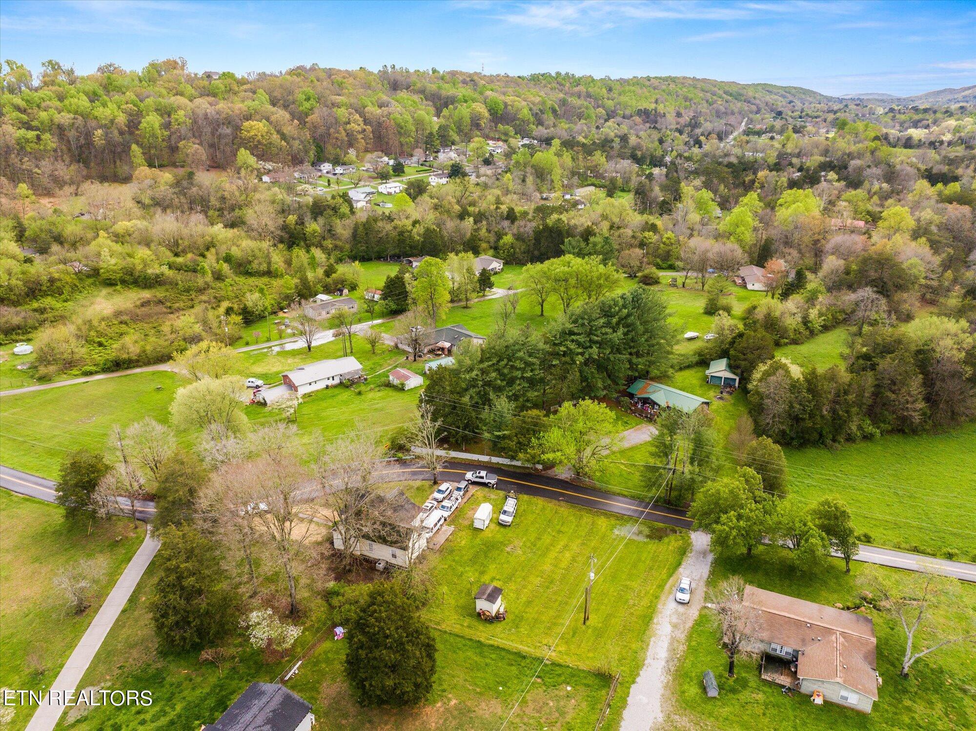 5820 Atkins Road Knoxville, TN 37918 - Photo 31 of 32 31-5820-Atkins-Rd-Knoxville-TN-31