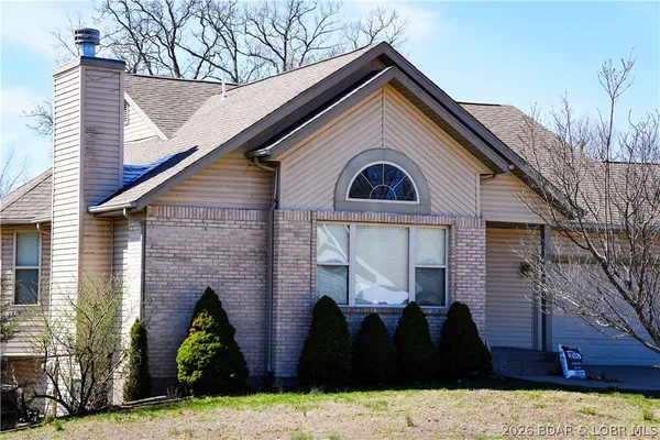 $439,900 | 31 Sunset Drive, Camdenton, MO 65020
