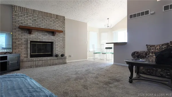 $439,900 | 31 Sunset Drive, Camdenton, MO 65020