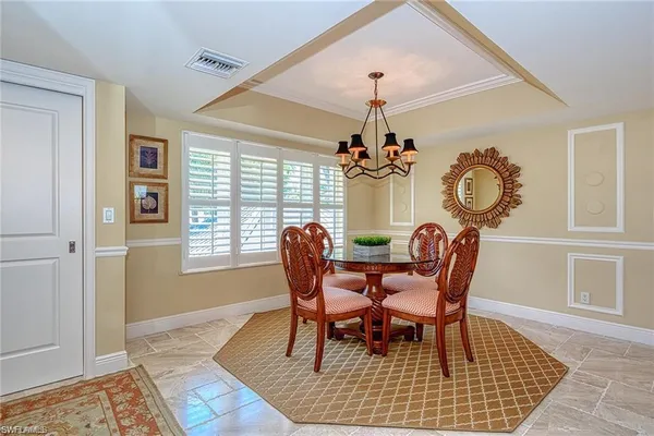 $10,500 | 285 5th Avenue South, Unit 2B, Naples, FL 34102