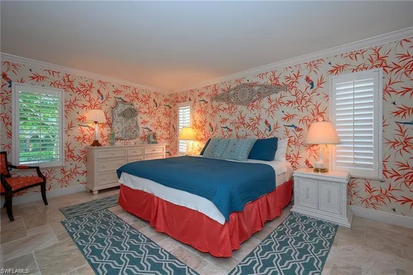 $10,500 | 285 5th Avenue South, Unit 2B, Naples, FL 34102