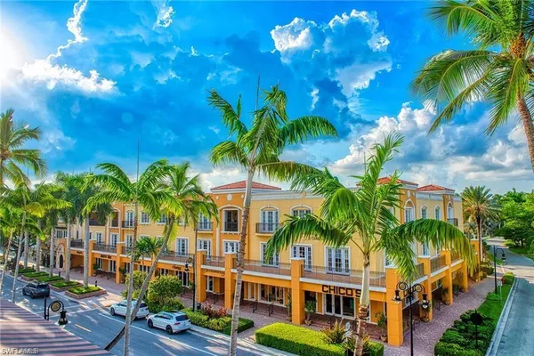 $10,500 | 285 5th Avenue South, Unit 2B, Naples, FL 34102