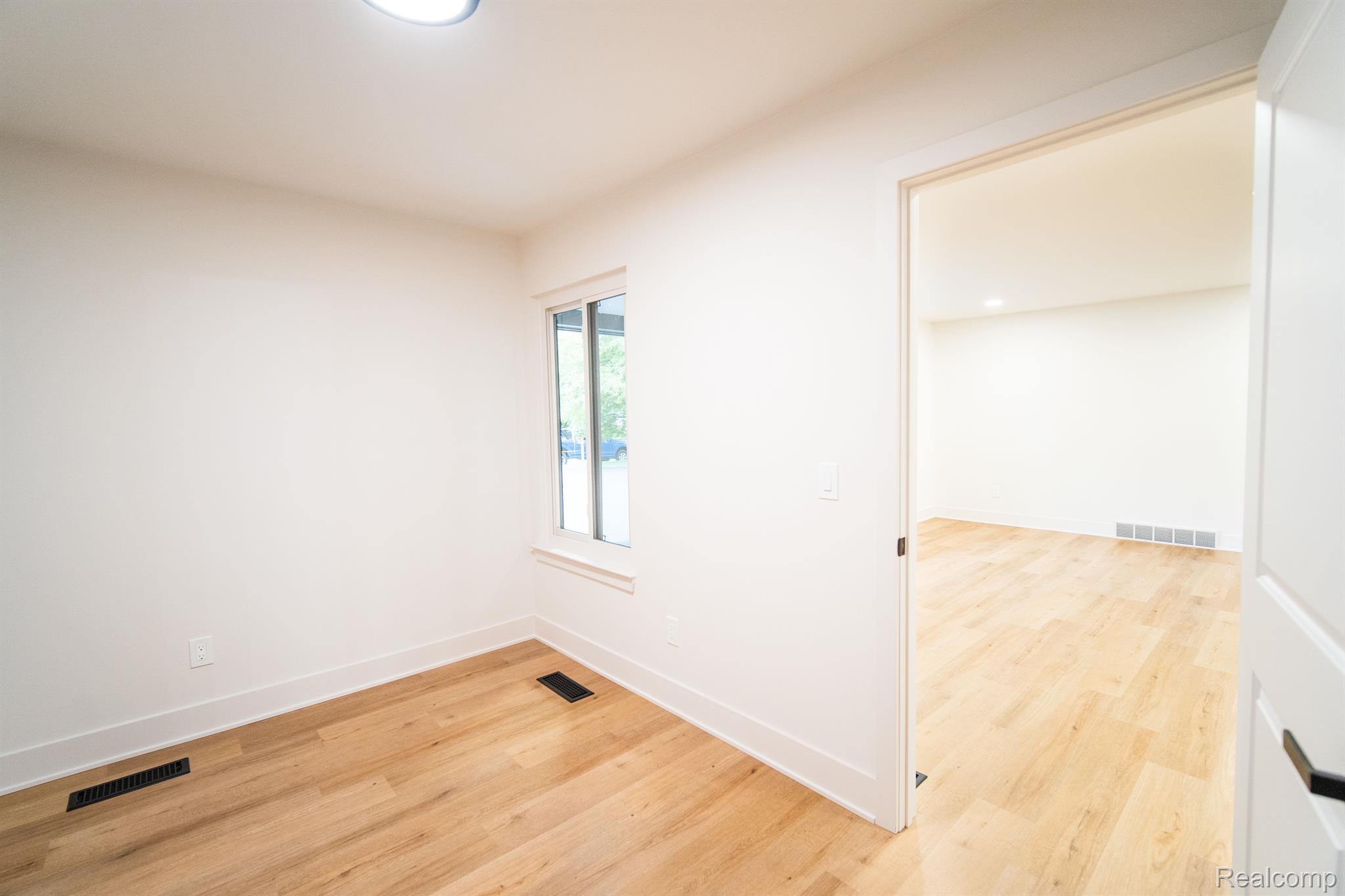 700 Spartan Drive Rochester, MI 48309 - Photo 12 of 81 Gallery Image 12