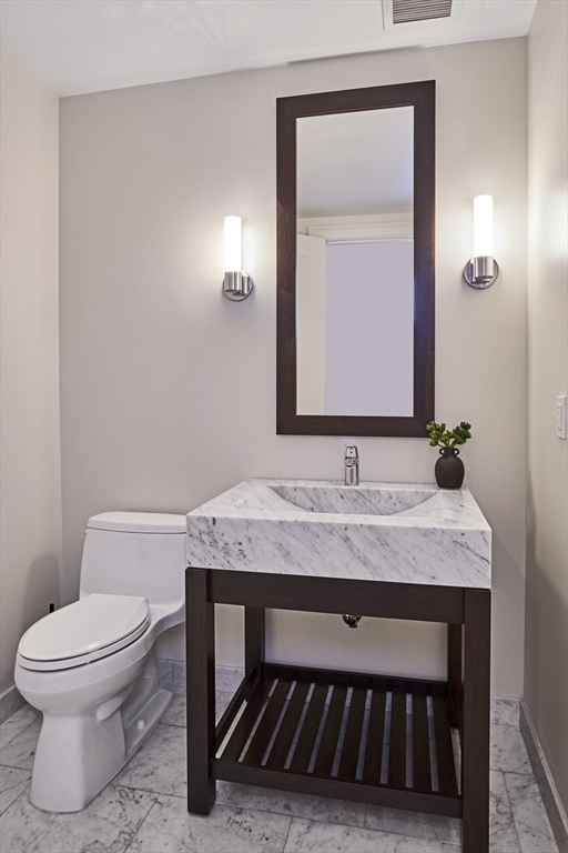 1 Franklin Street, Unit 3505 Boston, MA 02110 - Photo 16 of 26