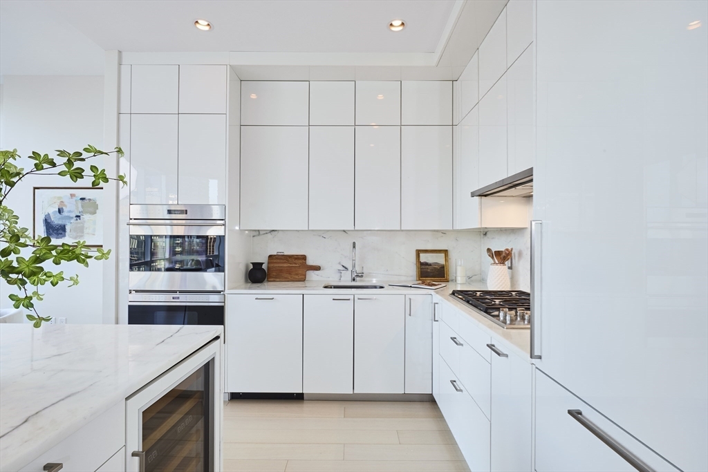 1 Franklin Street, Unit 3505 Boston, MA 02110 - Photo 8 of 26