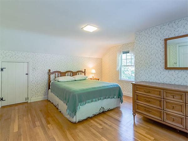 15 College Road Wellesley, MA 02482 - Photo 17 of 24 Gallery Image 17
