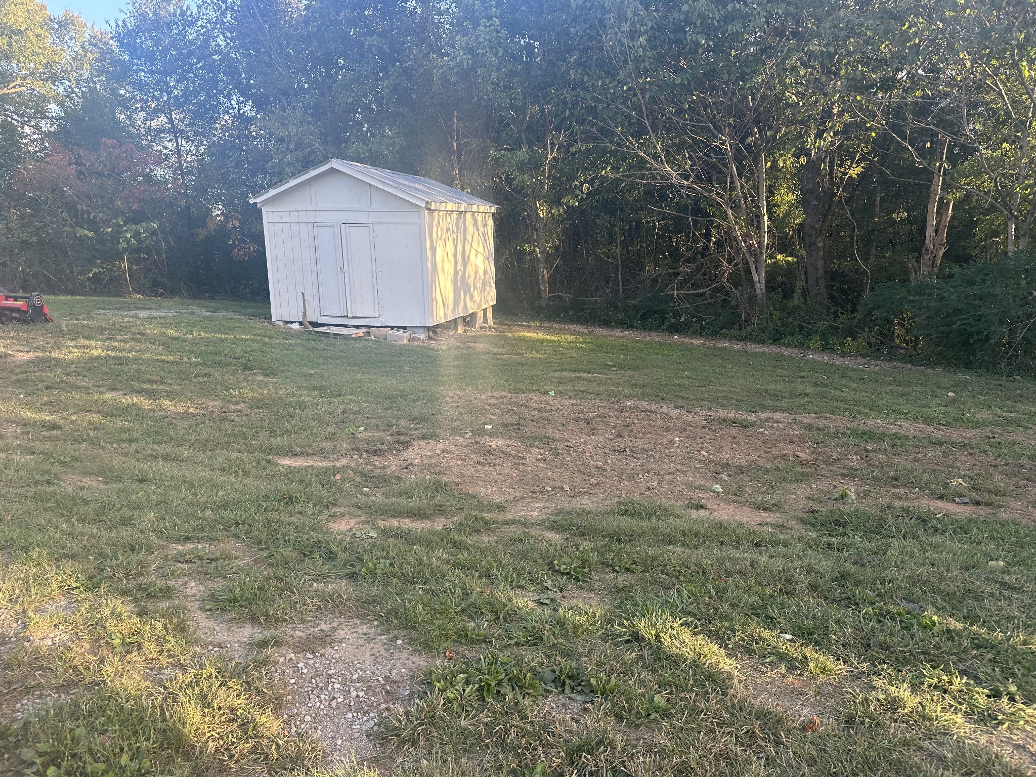 6409 Roy Pearson Road Springfield, TN 37172 - Photo 6 of 22 a front view of a house with a yard