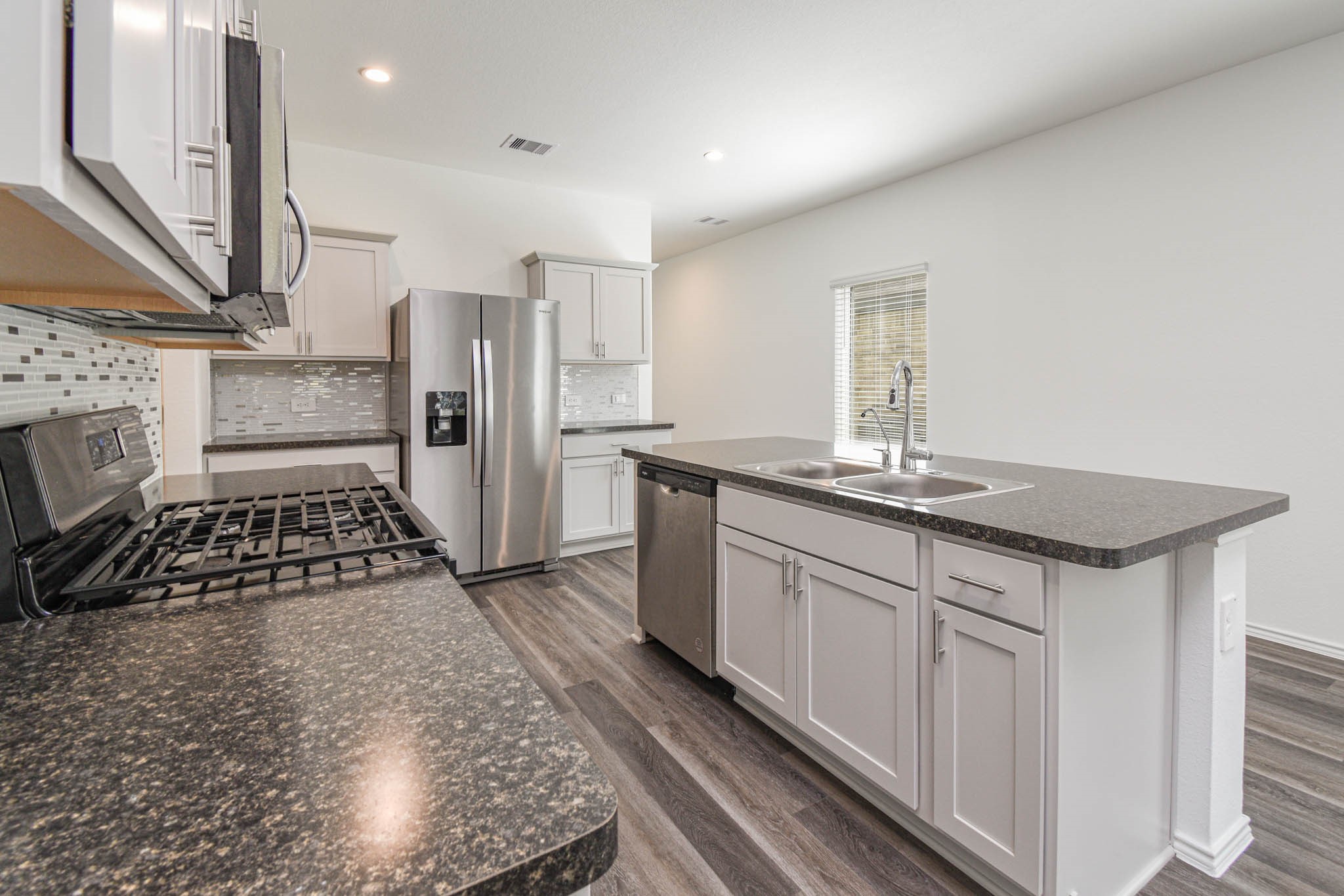 24219 Copperleaf Bay Lane Spring, TX 77373 - Photo 7 of 27