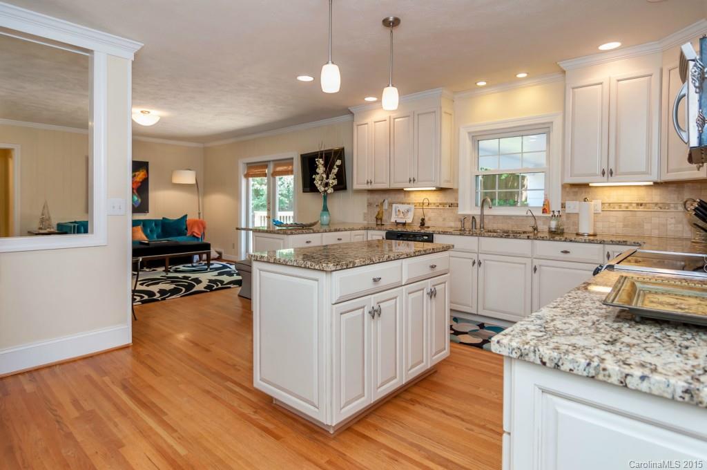 6401 Pella Road Charlotte, NC 28211 - Photo 9 of 24 Gallery Image 9