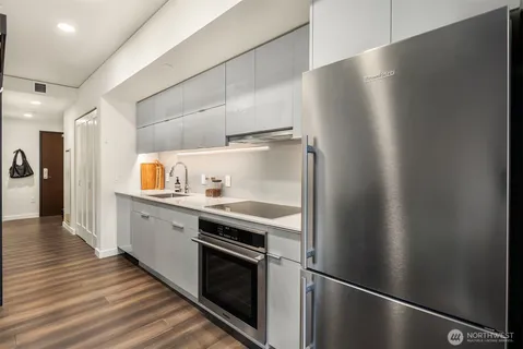 $335,000 | 450 South Main Street, Unit 305, Seattle, WA 98104