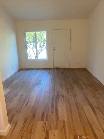 $2,195 | 1402 West Olive Avenue, Burbank, CA 91506