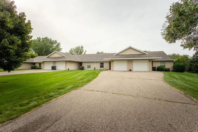 $167,500 | 720 6th Avenue Southeast, Glenwood, MN 56334