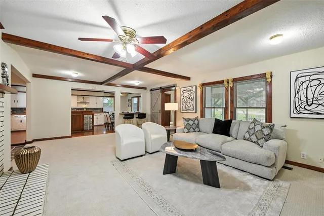 $784,900 | 1323 Dublin Street, Grapevine, TX 76051