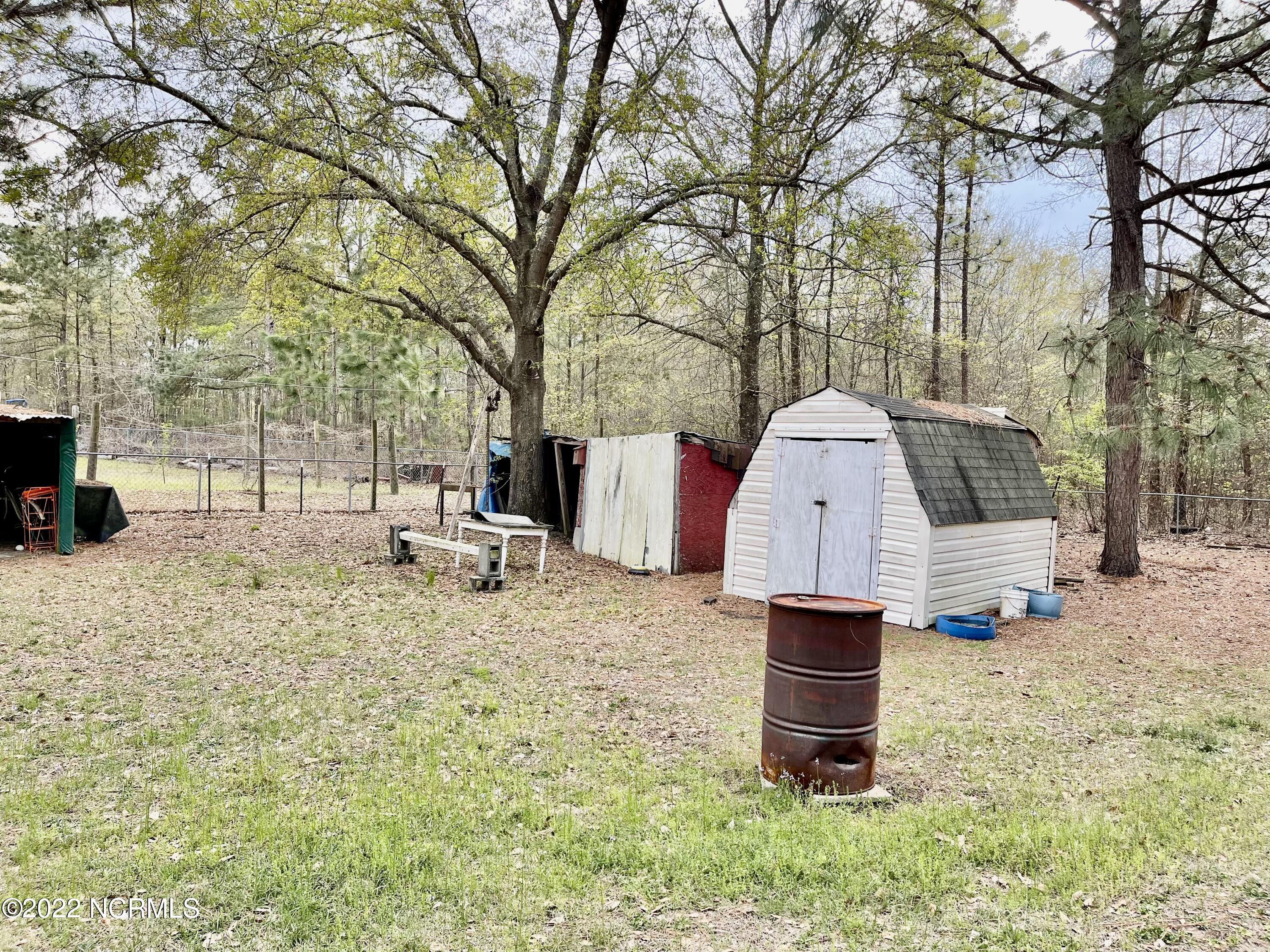 125 Greenbriar Lane Rockingham, NC 28379 - Photo 34 of 44 Storage building