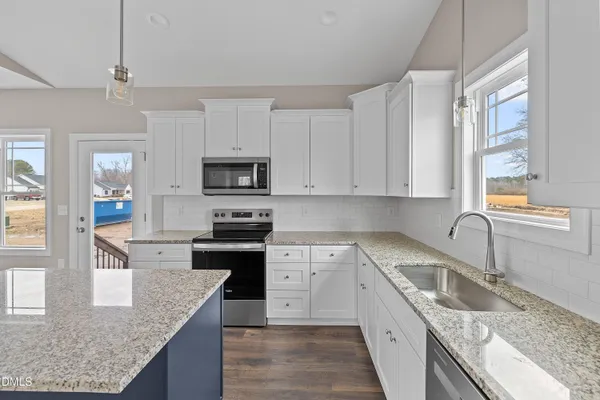 $269,800 | 924 Micro Road West, Selma, NC 27576