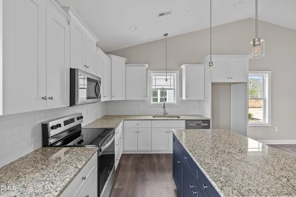 $269,800 | 924 Micro Road West, Selma, NC 27576