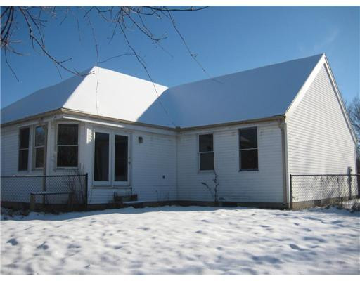 5283 Sutton Road Ann Arbor, MI 48105 - Photo 2 of 9 Photo 2
