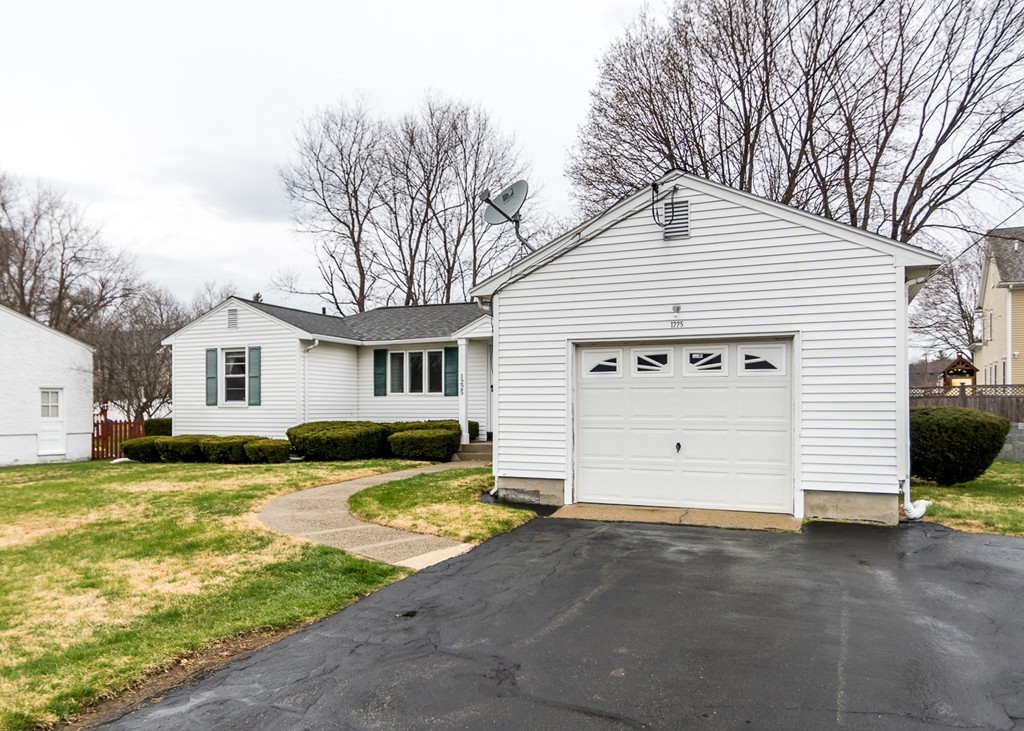 1225 Trapelo Road Waltham, MA 02451 - Photo 2 of 18