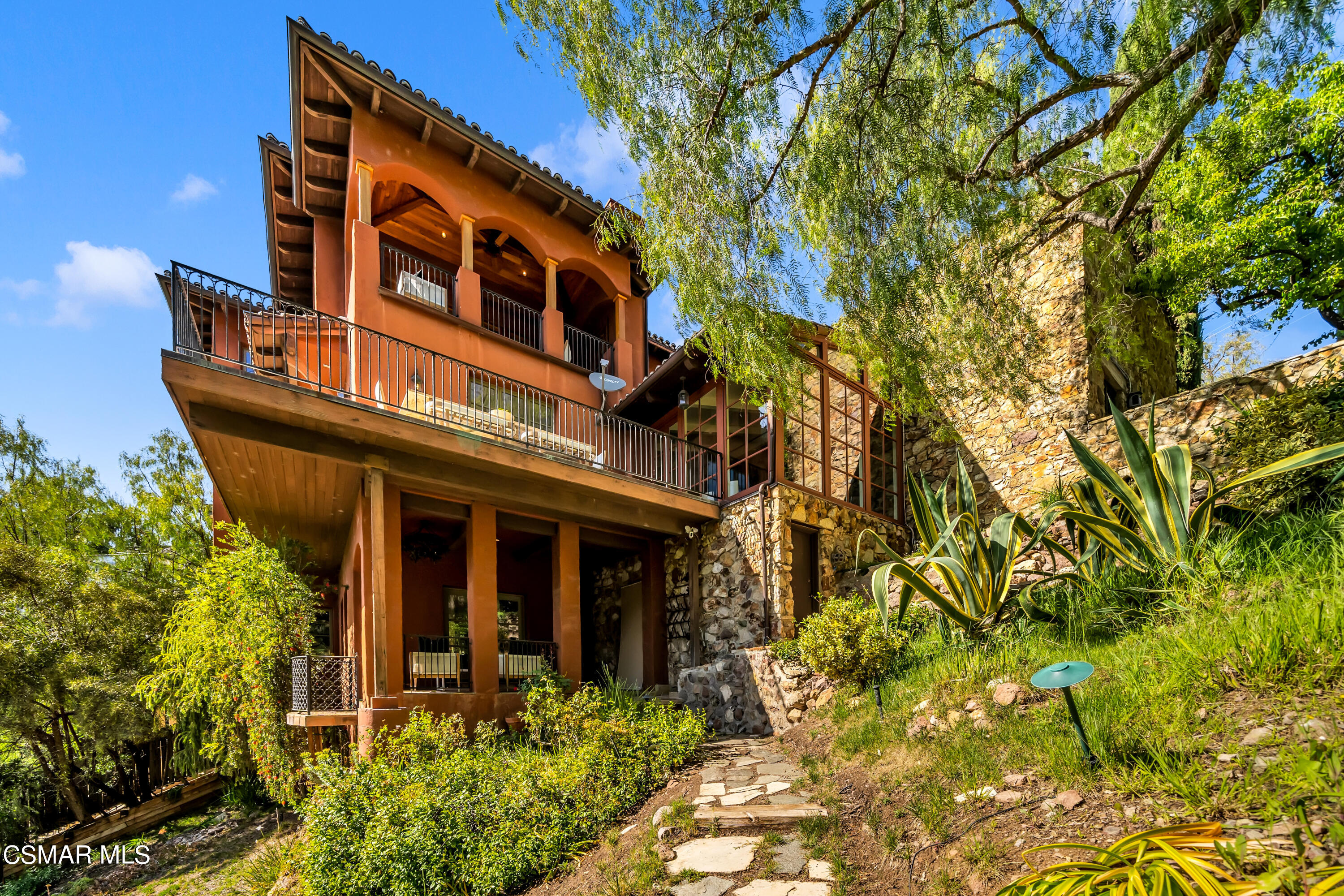 1999 Trentham Road Lake Sherwood, CA 91361 - Photo 39 of 61 Still-68